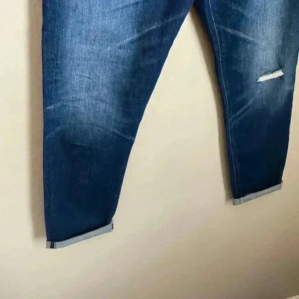 AG-ED Denim Ex-Boyfriend Slim Jeans Size 29‎